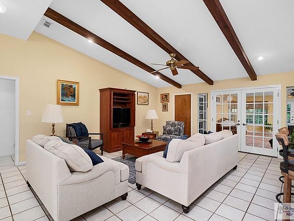 4th image of 4843 Lakeway Dr