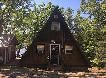 2nd image of 6458 Lakeview Dr