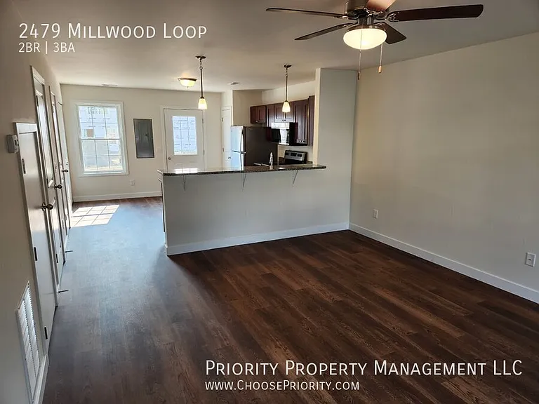 2479 Millwood Loop — Photo 3