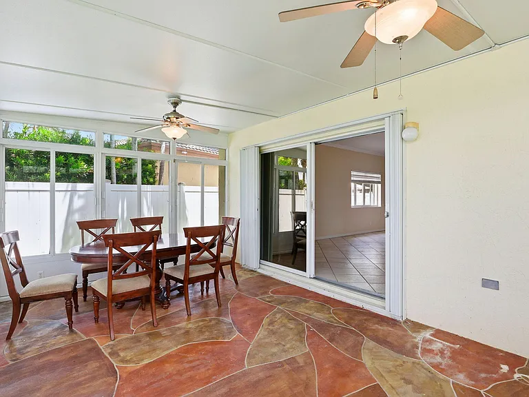 1343 SW 44th Ter — Photo 19