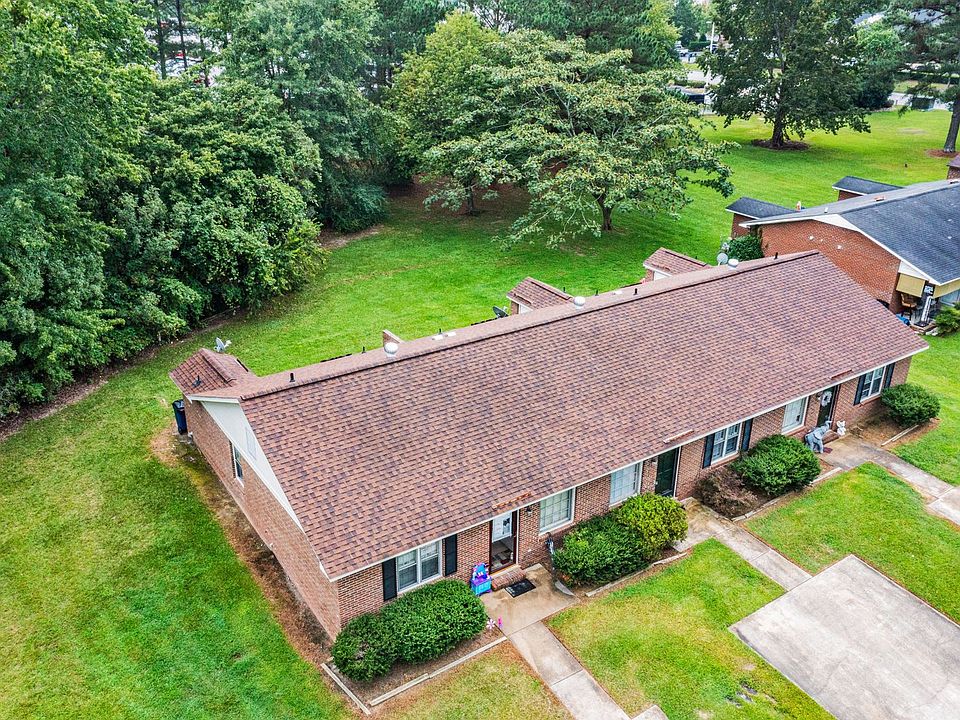 1st image of 8 N Sussex Dr #B