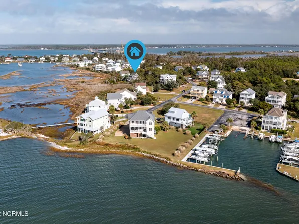 206 Pintail Lane #& Boat Slip 7, Harkers Island, NC 28531