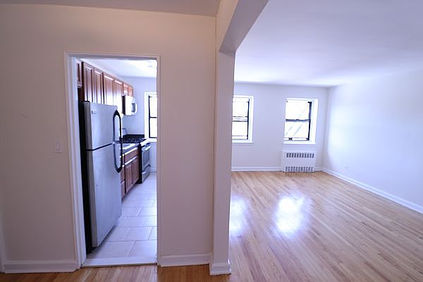 1st image of 9960 64th Ave #5K