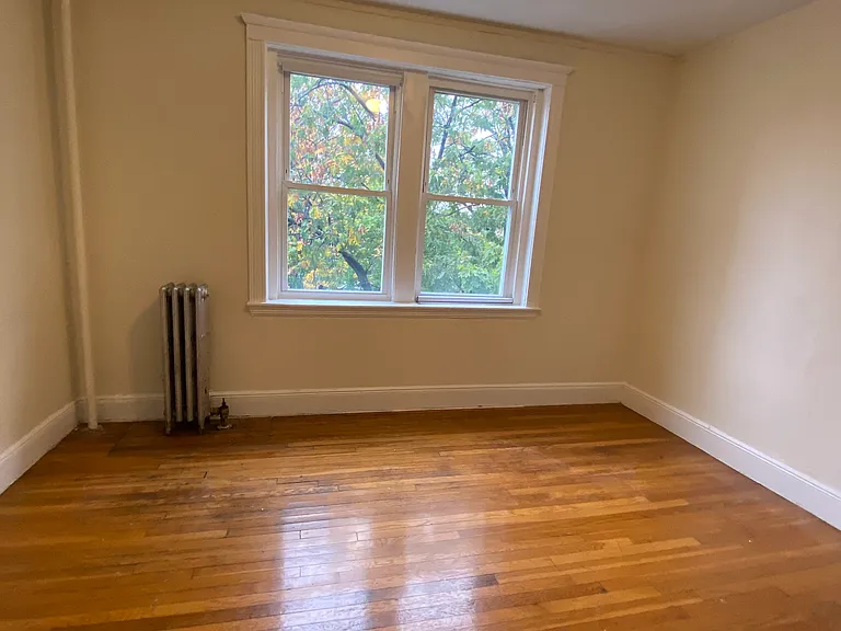 1820 Commonwealth Ave #13 — Photo 2