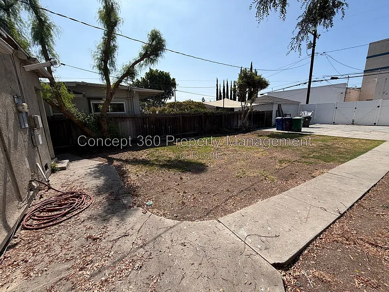 1214 E Cartagena St — Photo 34