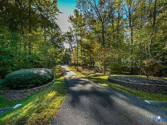 5th image of 1630 Water Cross Ct