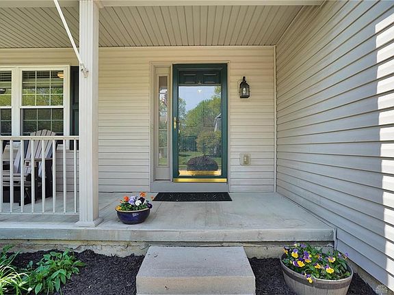 5th image of 4406 Frontenac Dr