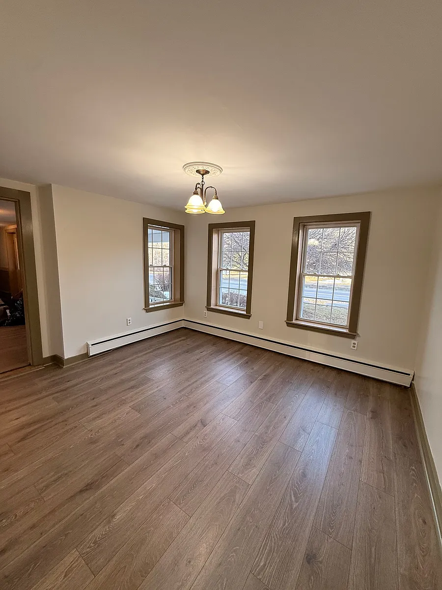 Building Photo - 143 Lisbon St #2