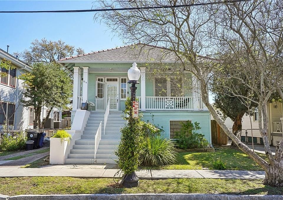 1st image of 814 Taft Pl