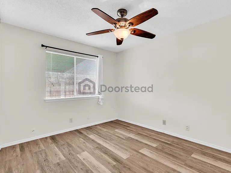 7407 Alverstone Way — Photo 17