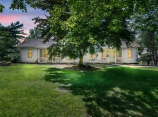 2250 Claus Rd, Vermilion, OH 44089
