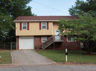 2121 Twin Ct, Decatur, GA 30034