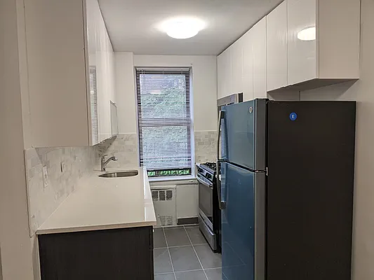 Rented by Algin Management | media 9