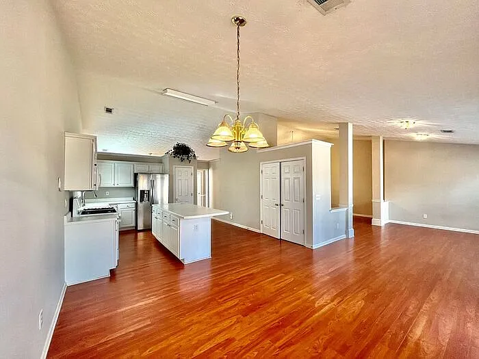 1410 Highland Farm Dr — Photo 9