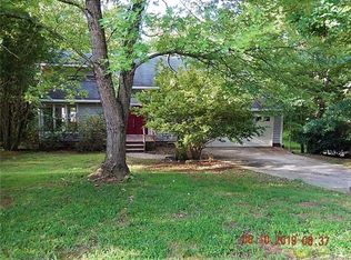 225 Coach Rdg, Matthews, NC 28105