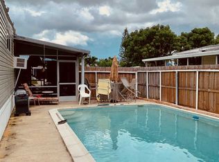 7685 SE Wren Ave, Hobe Sound, FL 33455