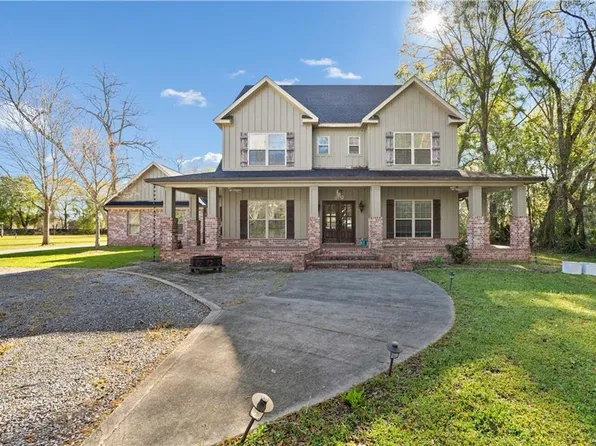 8391A Ramsey Rd, Grand Bay, AL 36541