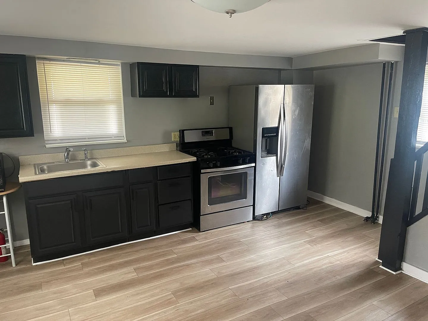 Updated 2 bedroom 2 bath House for rent — Photo 2