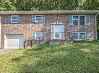 1725 Rock Springs Rd, Kingsport, TN 37664