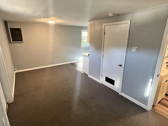3rd image of 368 Wallace Ave #G