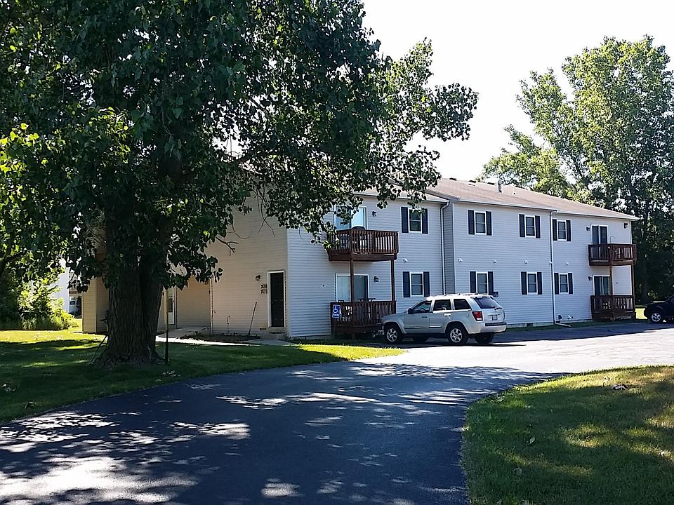 1st image of 7491 Crosscreek Dr