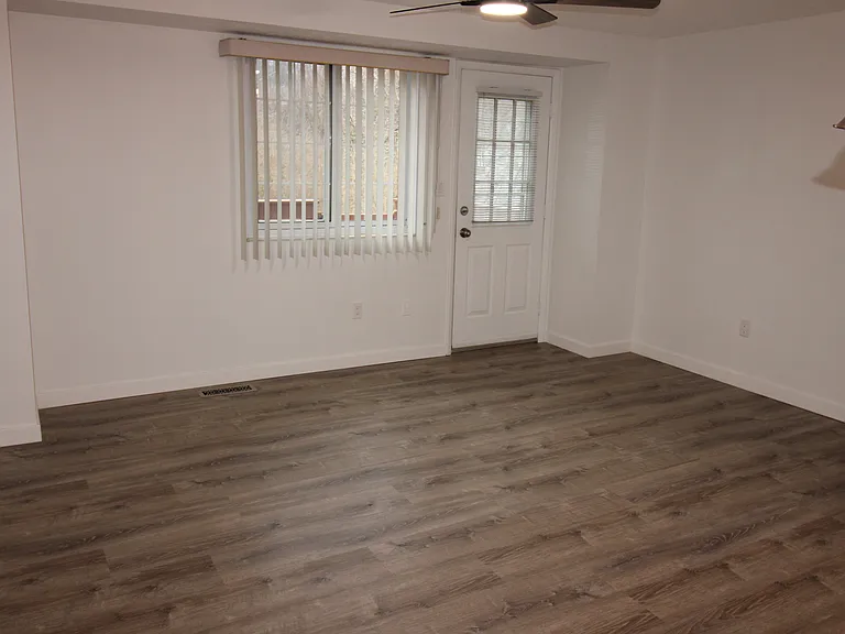 148 Ligonier Ln — Photo 6