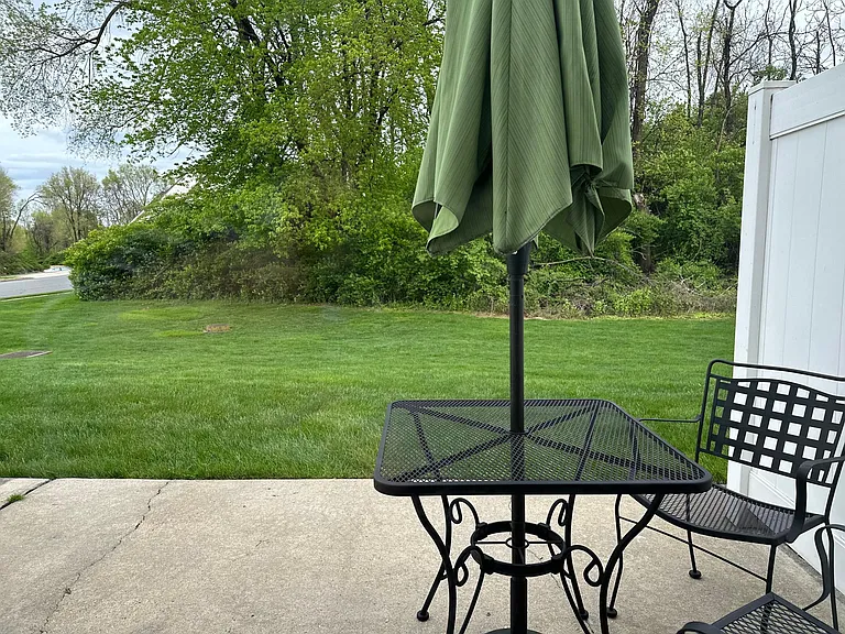 1338 W Wyomissing Ct #F — Photo 6