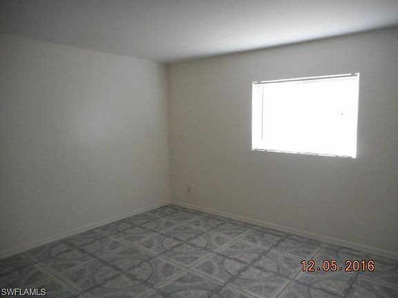 5th image of 726 Homer Ave S