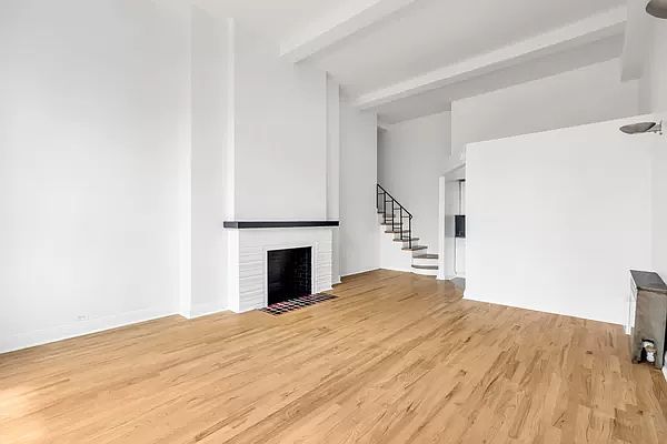 1st image of 310 E 44th St APT 1601