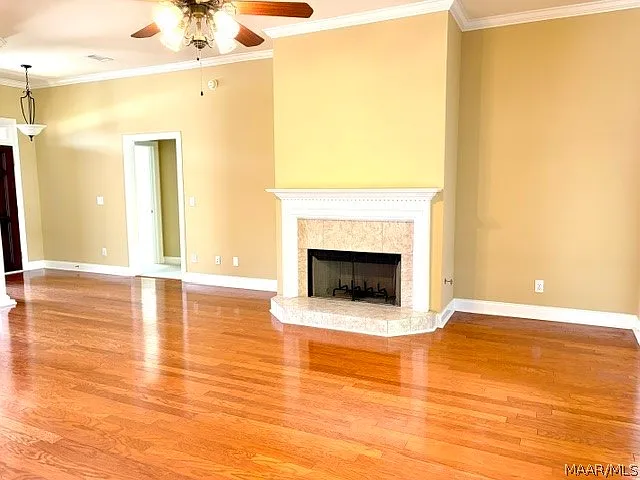 4 bed, 3.0 bath, 2570 sqft, $2,600 — Photo 2
