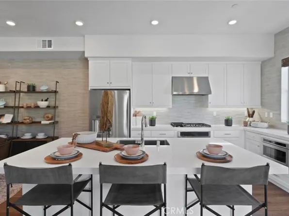 1035 Poppy Ct, Montebello, CA 90640