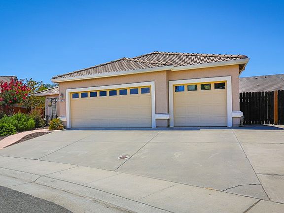 2nd image of 259 Mariner Cir