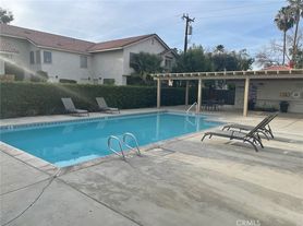 74614 Driftwood Dr