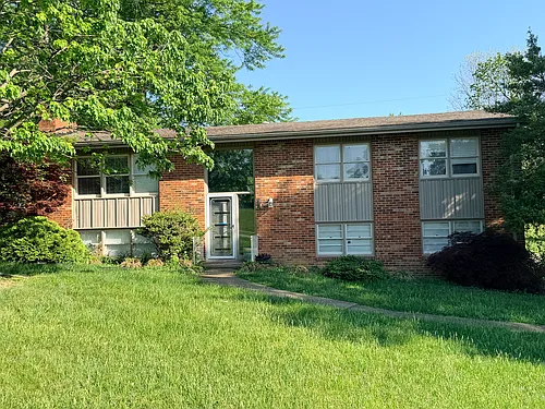 1004 Pawnee Dr Photo 1