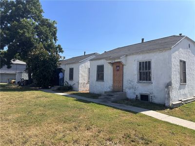 801 E 84th Pl, Los Angeles, CA, 90001