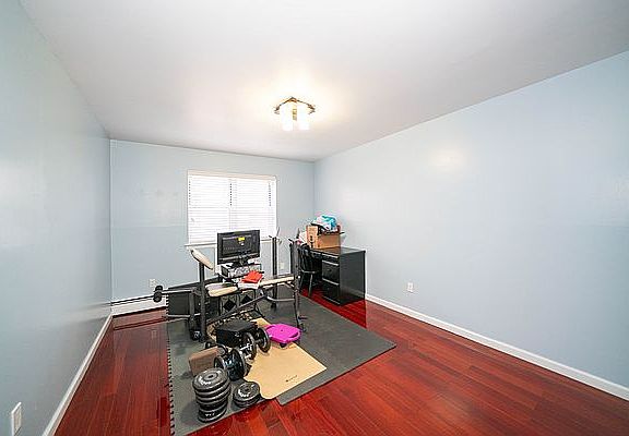 5th image of 20-52 36th St #2