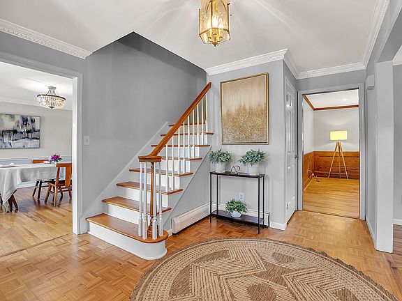5th image of 6 Meester St