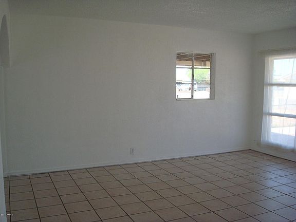 3rd image of 3333 N 25th Dr