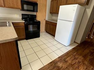 614 Scott Ave - 3, Oshkosh, WI 54901