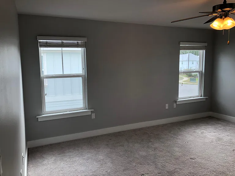 206 Montclair Ave — Photo 9