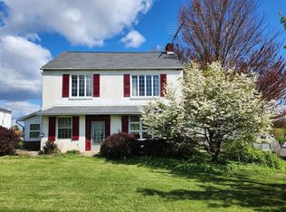 4939 Indian Creek Rd, Macungie, PA 18062