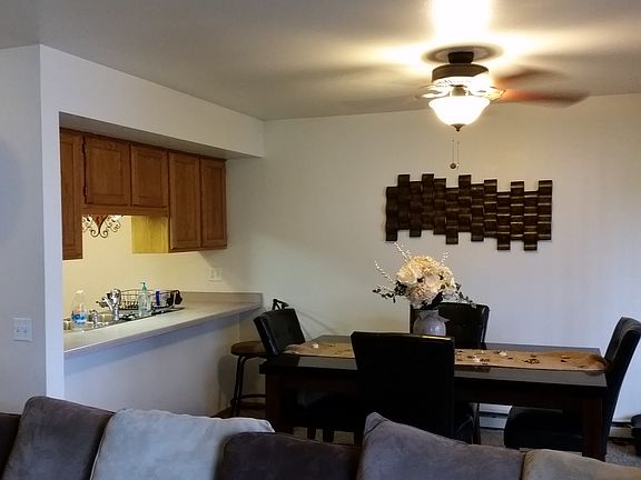 4th image of 106 Lakewood Ter #4