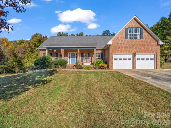212 Twin K Dr, Rutherfordton, NC 28139