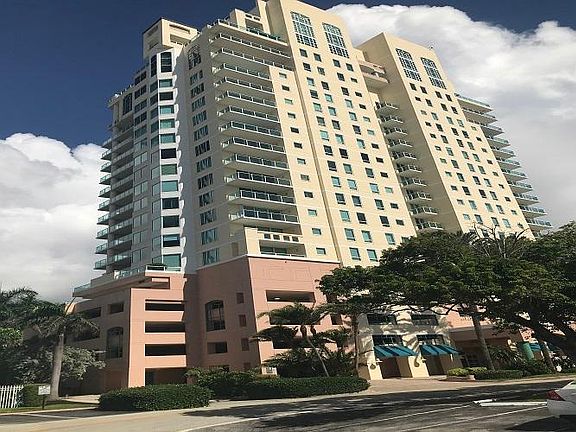 3rd image of 3055 Harbor Dr APT 1902