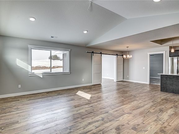4th image of 1691 Kyler Street