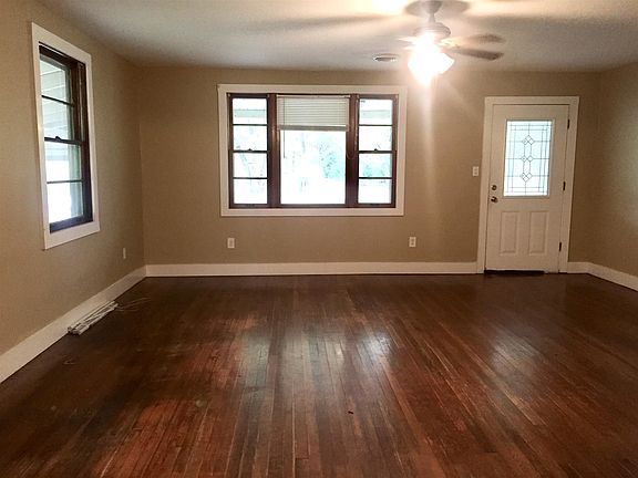 2nd image of 817 Gibson Dr