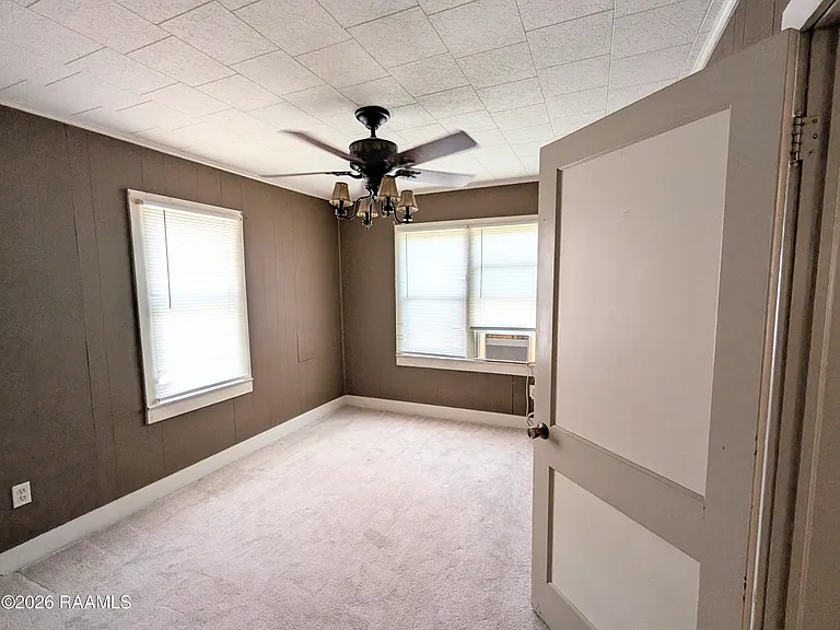 109 Romero St — Photo 6