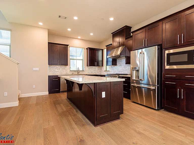 1567 Hidden Creek Ln — Photo 6