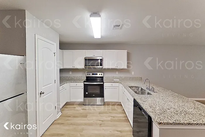 236 Fox Chase Way — Photo 4