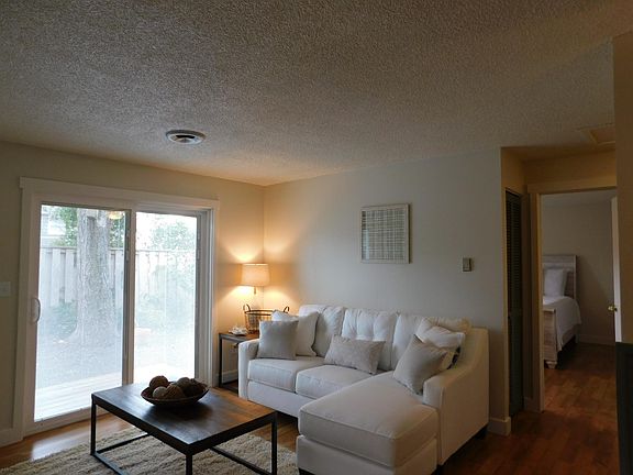 Attractive Open Floor Plan